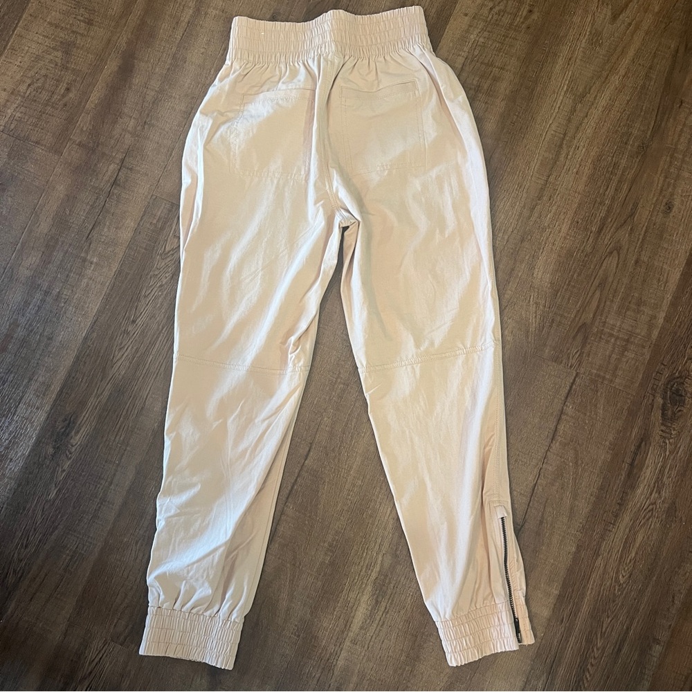 Calia by Carrie Underwood Zip Ankle Joggers Cream Athleisure Studio Pants XXS - Picture 4 of 7
